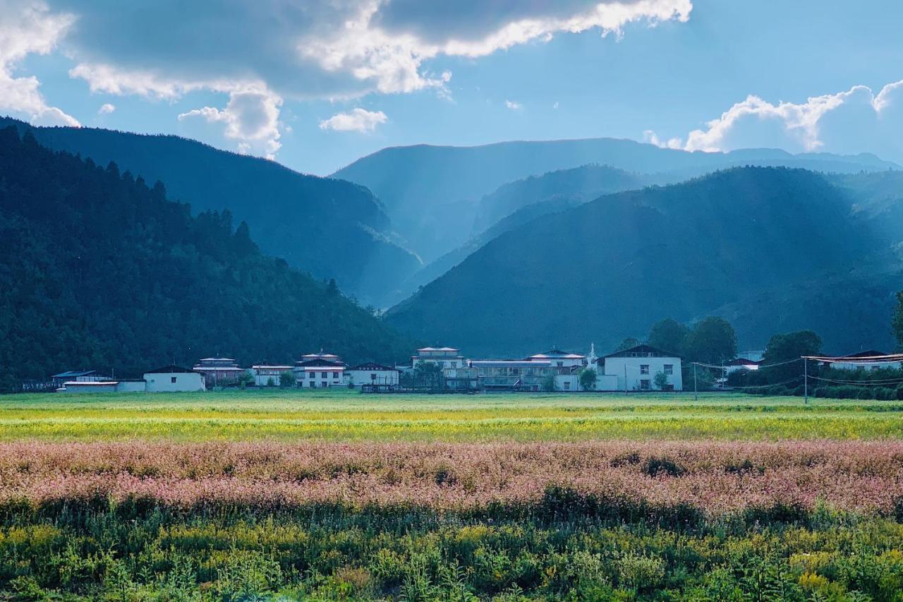 Shangri-La Dala Pasture Hotel Deqen Bagian luar foto