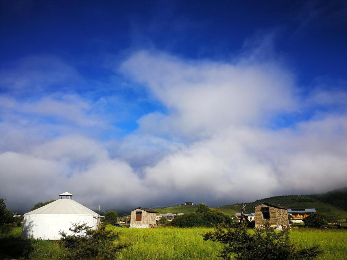 Shangri-La Dala Pasture Hotel Deqen Bagian luar foto
